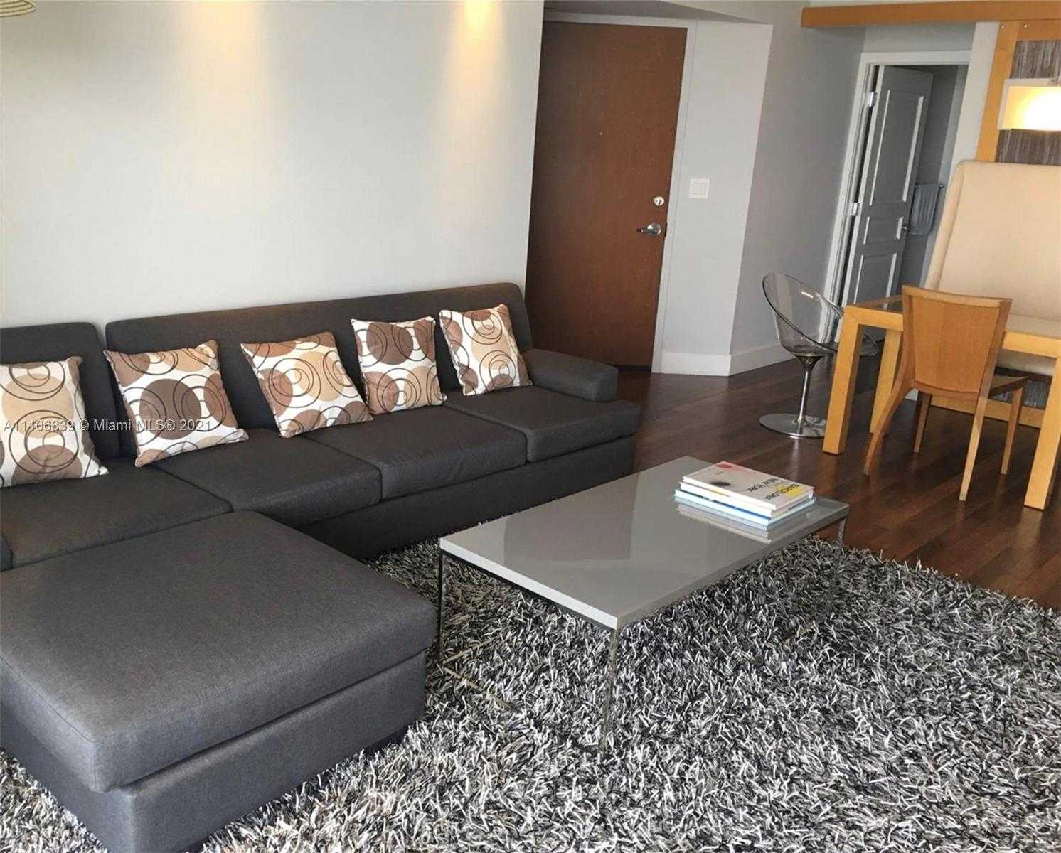 Small Image of 6365 COLLINS AVE #2811, Miami Beach Number 5