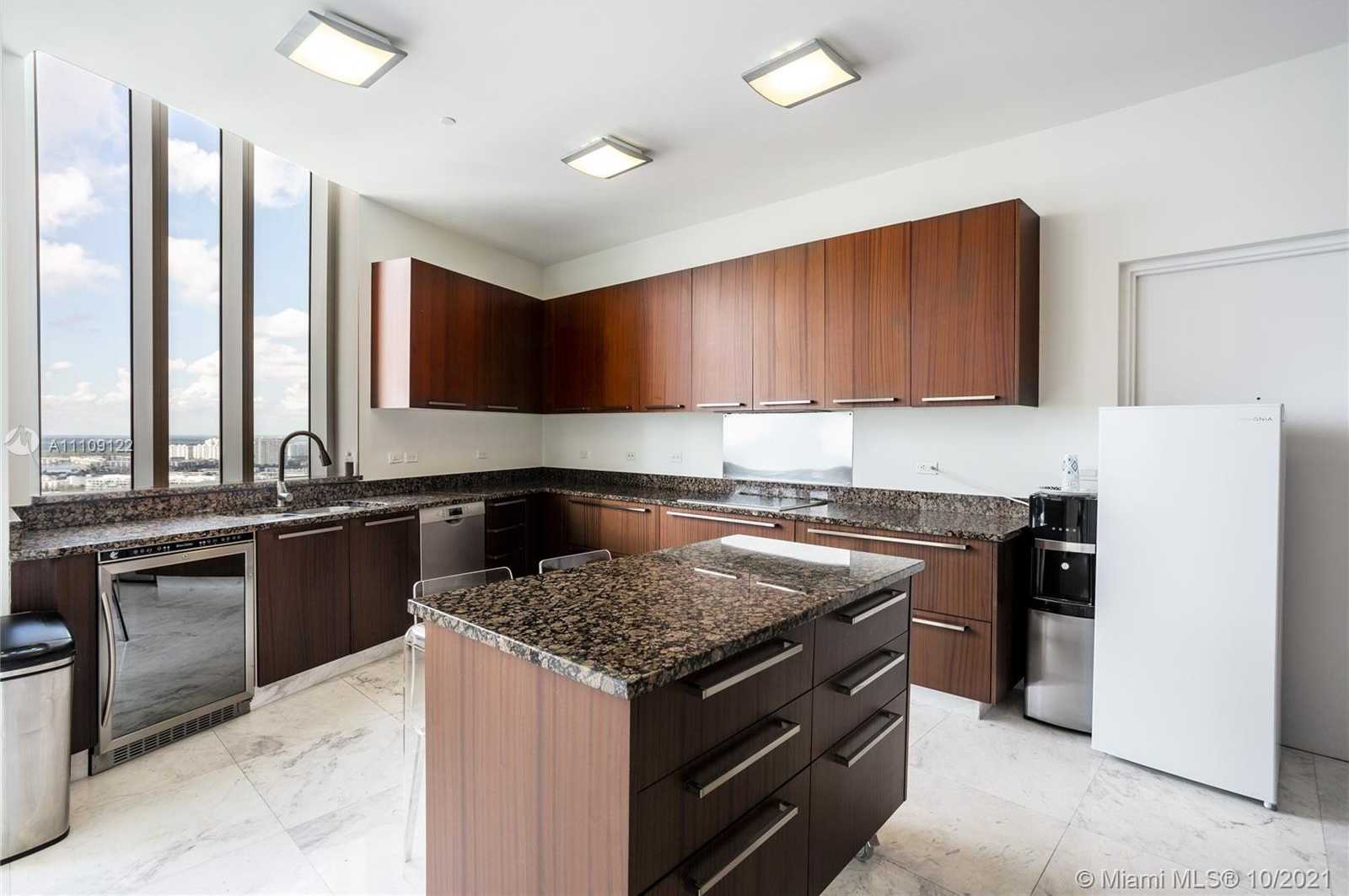 Small Image of 16001 COLLINS AVE #3406, Sunny Isles Beach Number 9