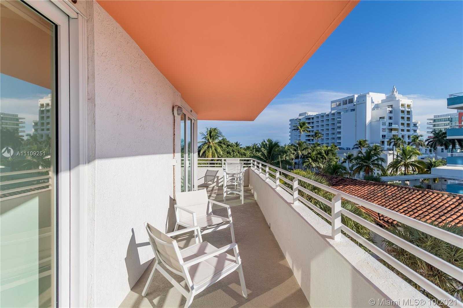 Small Image of 226 OCEAN DR #4A, Miami Beach Number 2