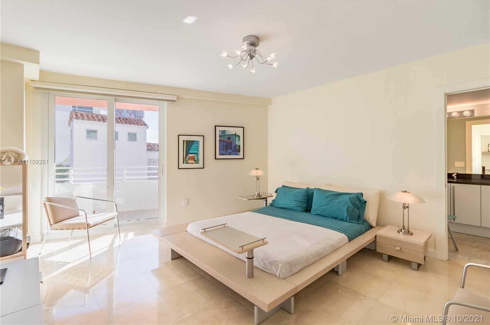 Small Image of 226 OCEAN DR #4A, Miami Beach Number 7