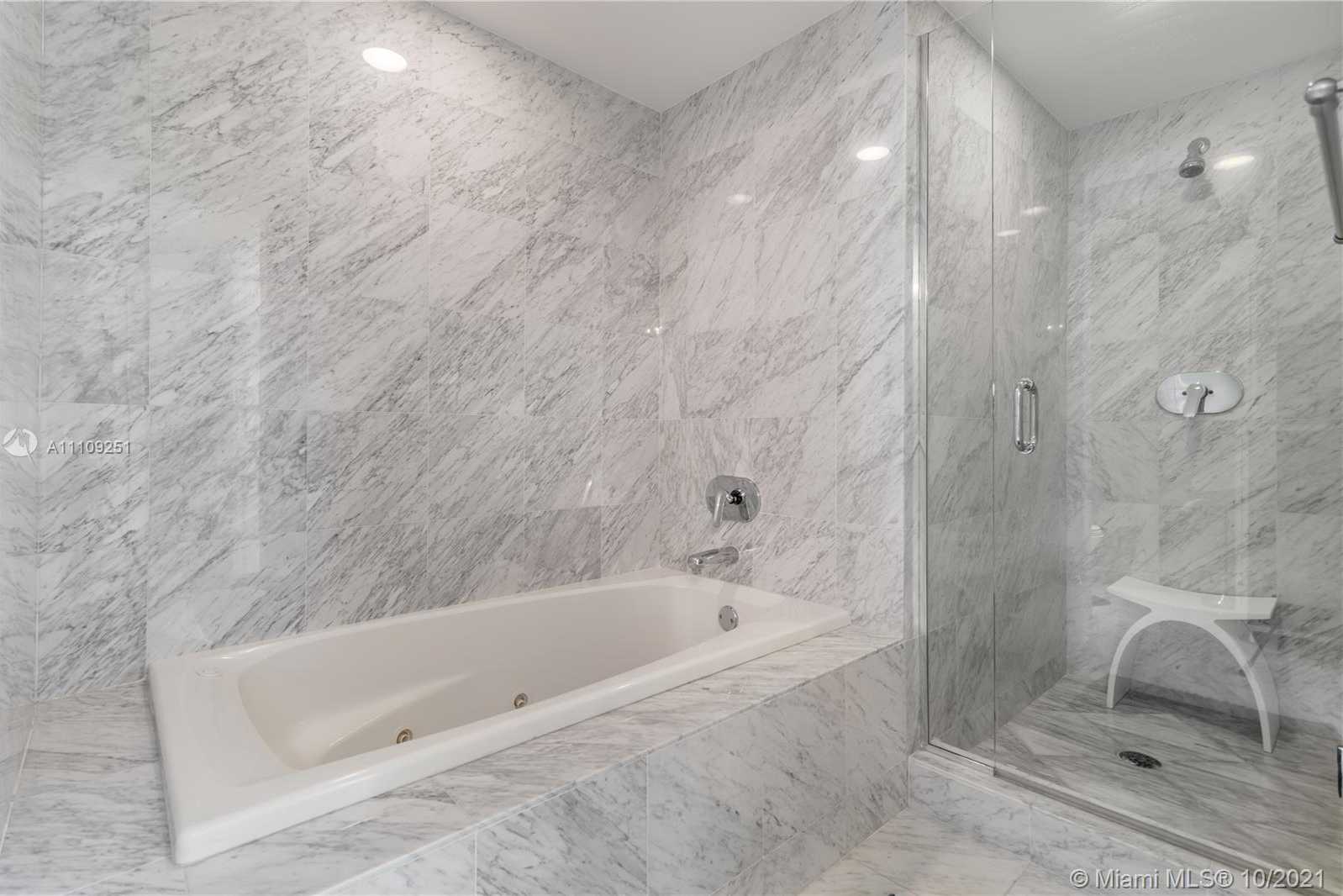 Small Image of 226 OCEAN DR #4A, Miami Beach Number 8