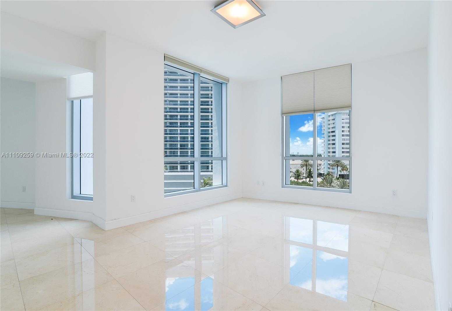 Small Image of 5959 COLLINS AVE #702, Miami Beach Number 11