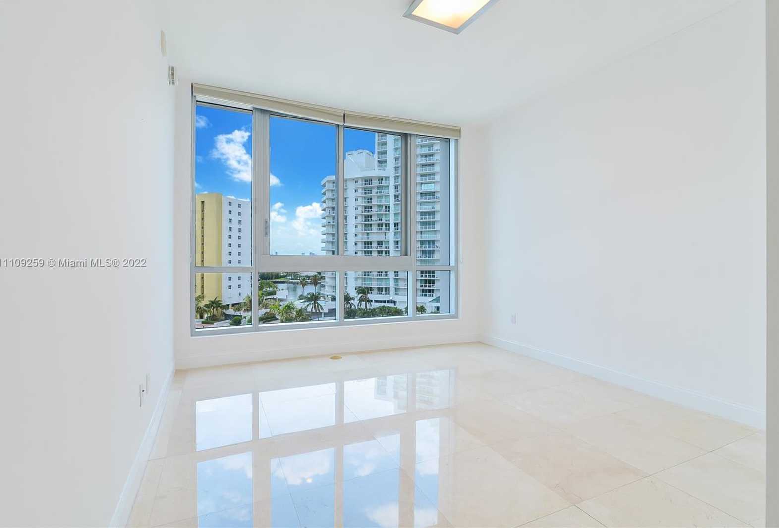 Small Image of 5959 COLLINS AVE #702, Miami Beach Number 13