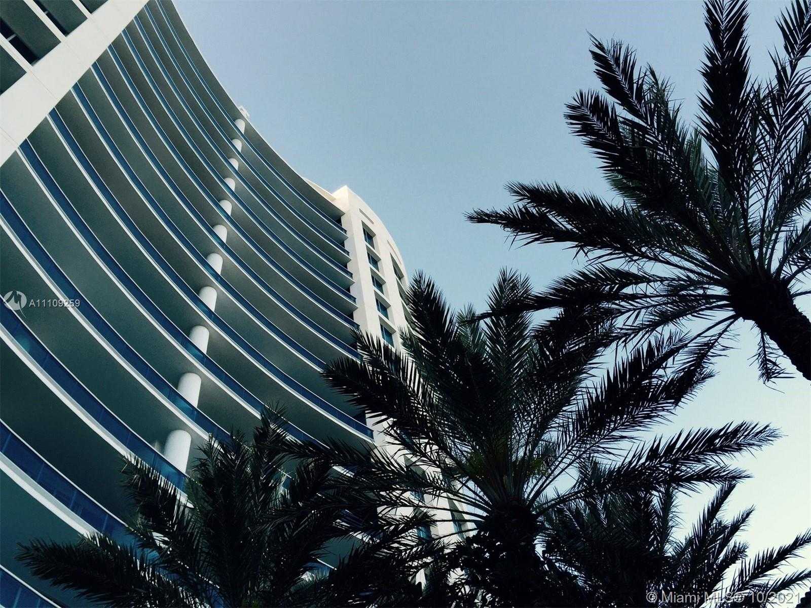 Small Image of 5959 COLLINS AVE #702, Miami Beach Number 20