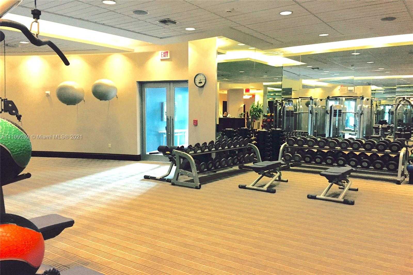 Small Image of 5959 COLLINS AVE #702, Miami Beach Number 22