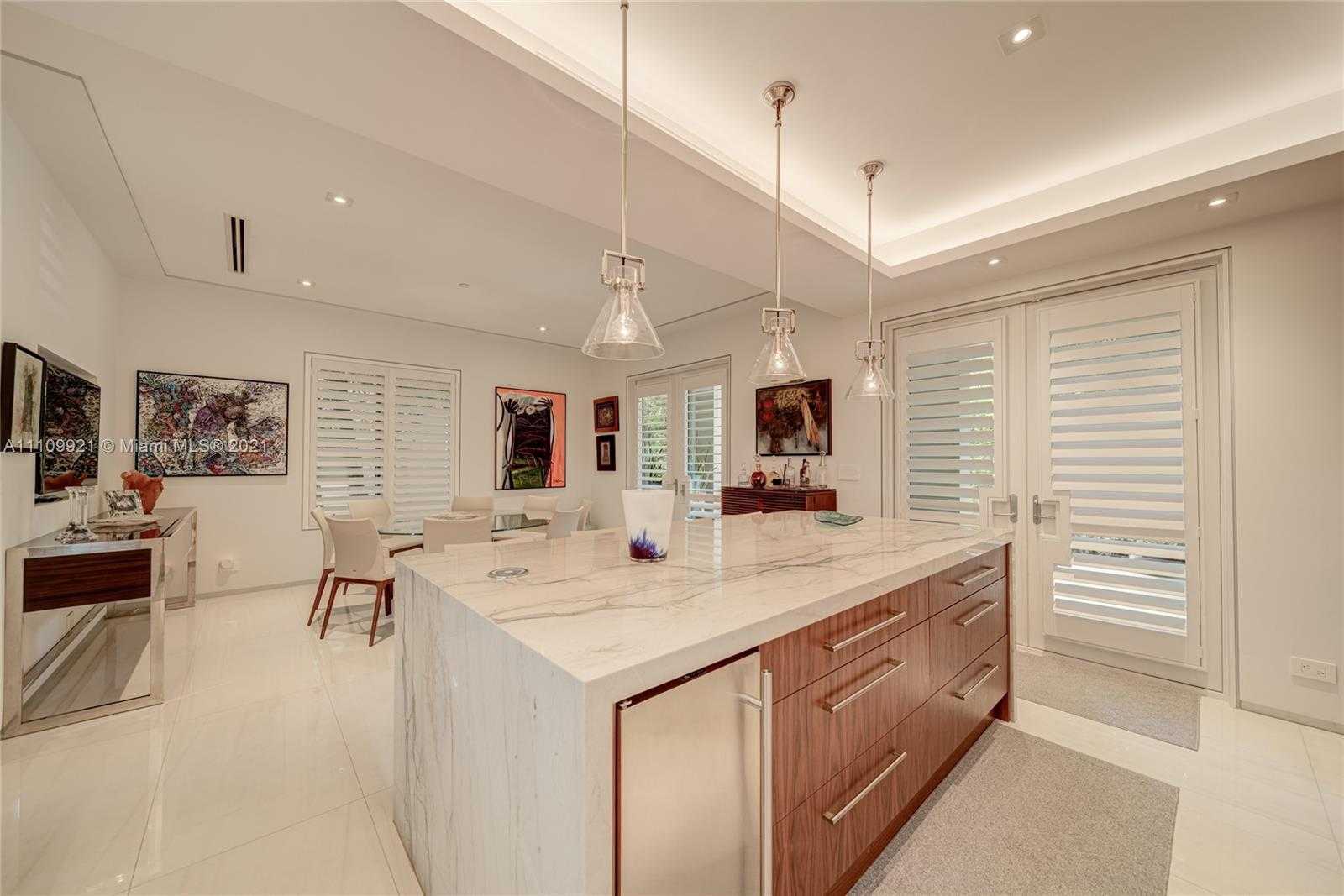 Small Image of 7490 SOUTH WEST 56TH CT #7490, Miami Number 13