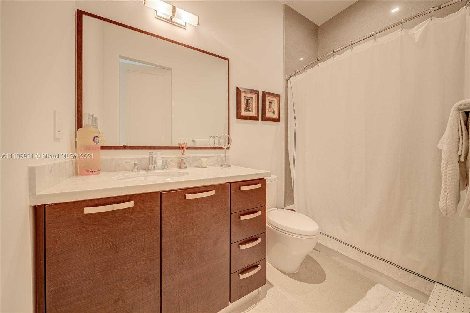 Small Image of 7490 SOUTH WEST 56TH CT #7490, Miami Number 21