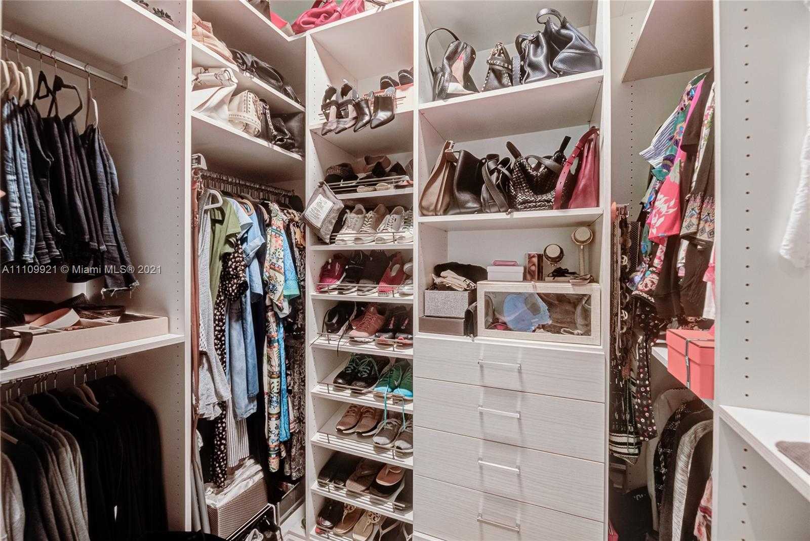 Small Image of 7490 SOUTH WEST 56TH CT #7490, Miami Number 24