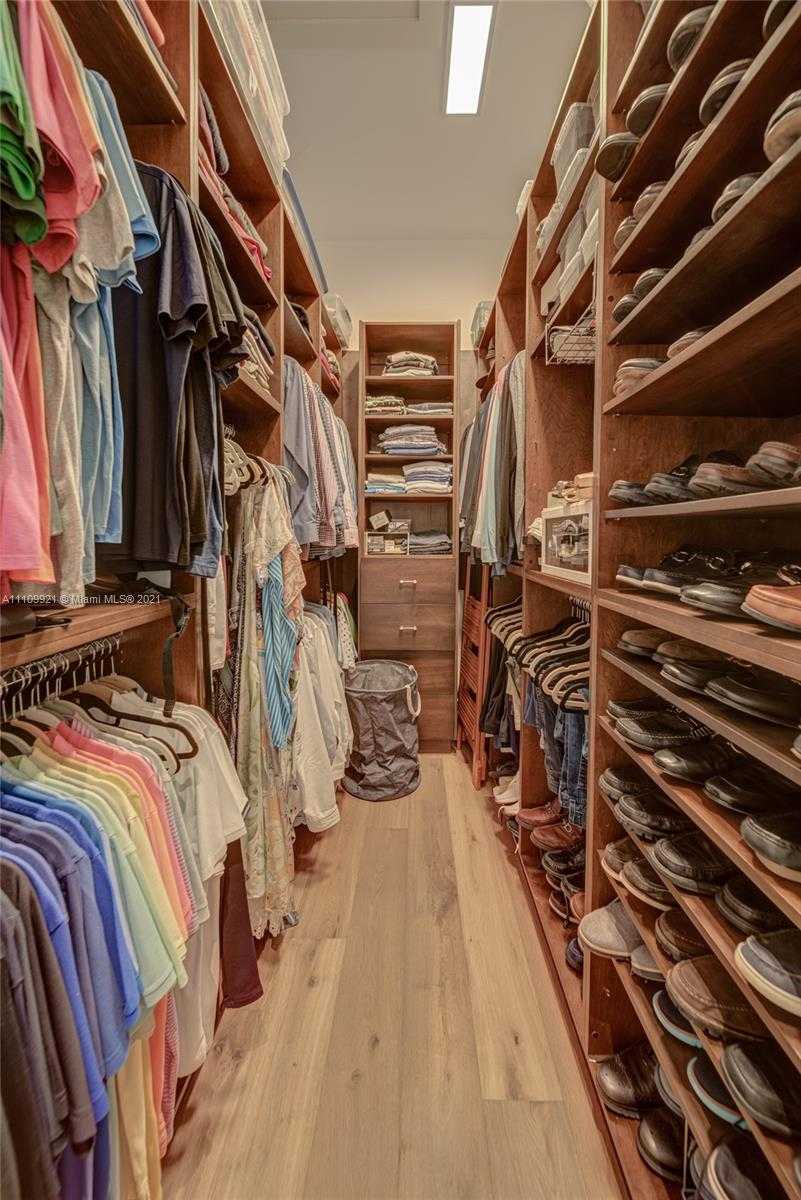 Small Image of 7490 SOUTH WEST 56TH CT #7490, Miami Number 26