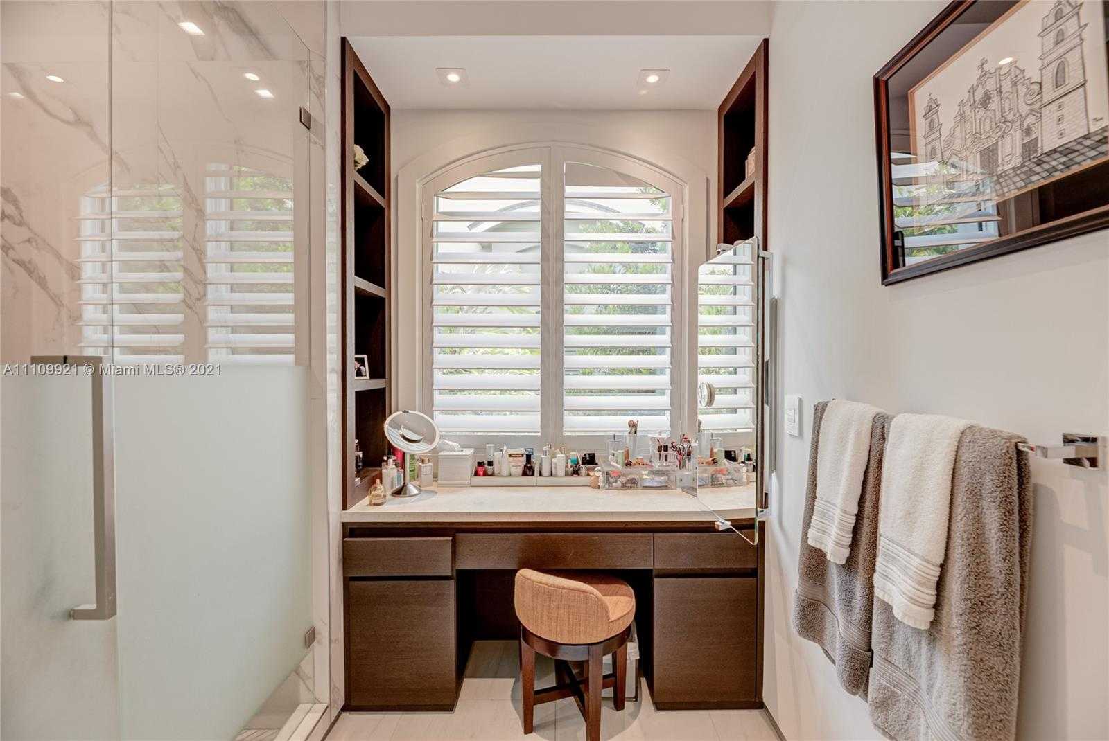 Small Image of 7490 SOUTH WEST 56TH CT #7490, Miami Number 30