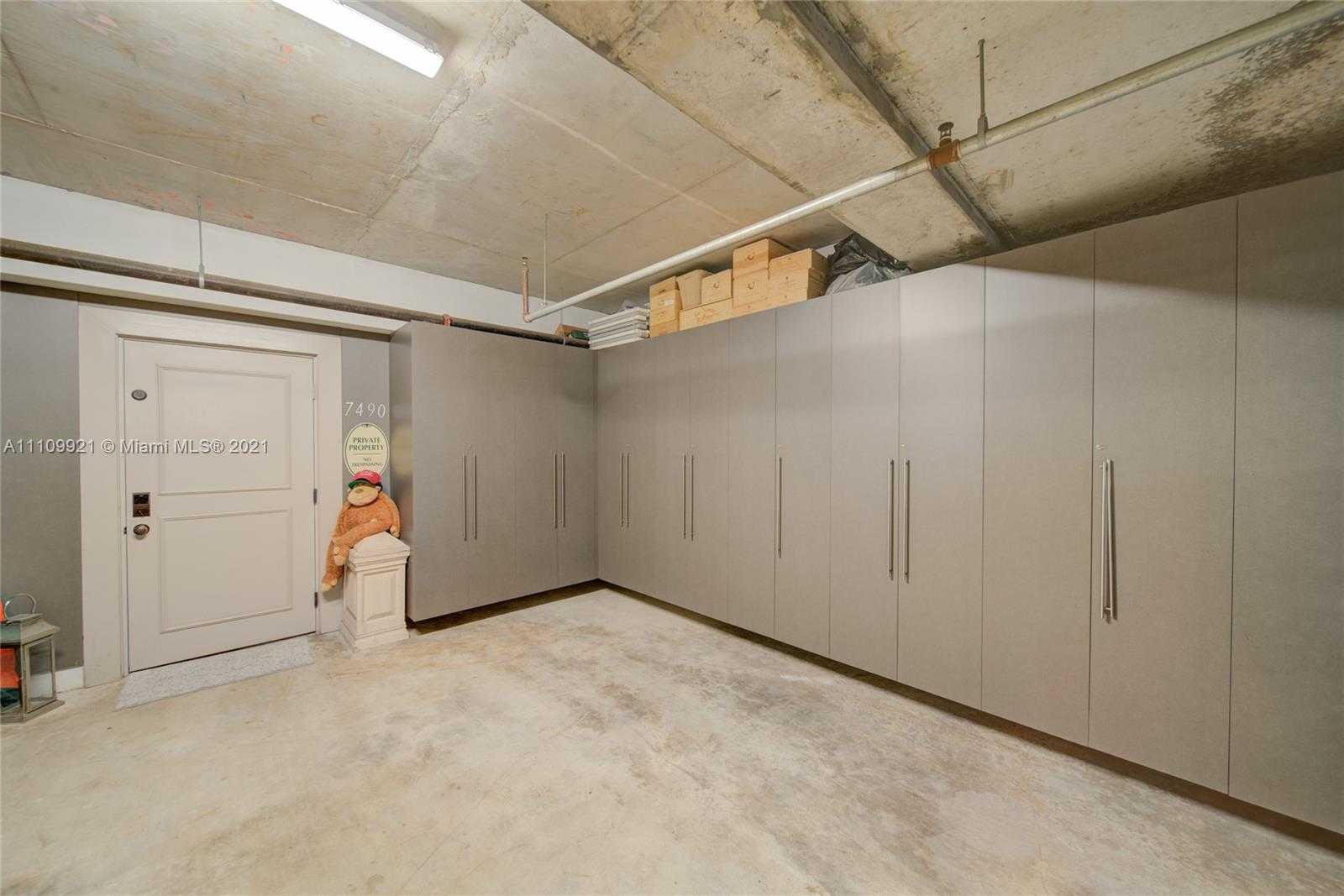 Small Image of 7490 SOUTH WEST 56TH CT #7490, Miami Number 39