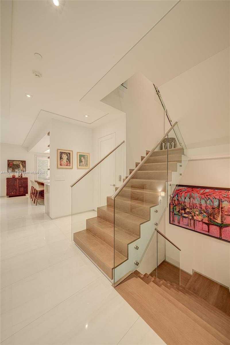 Small Image of 7490 SOUTH WEST 56TH CT #7490, Miami Number 9