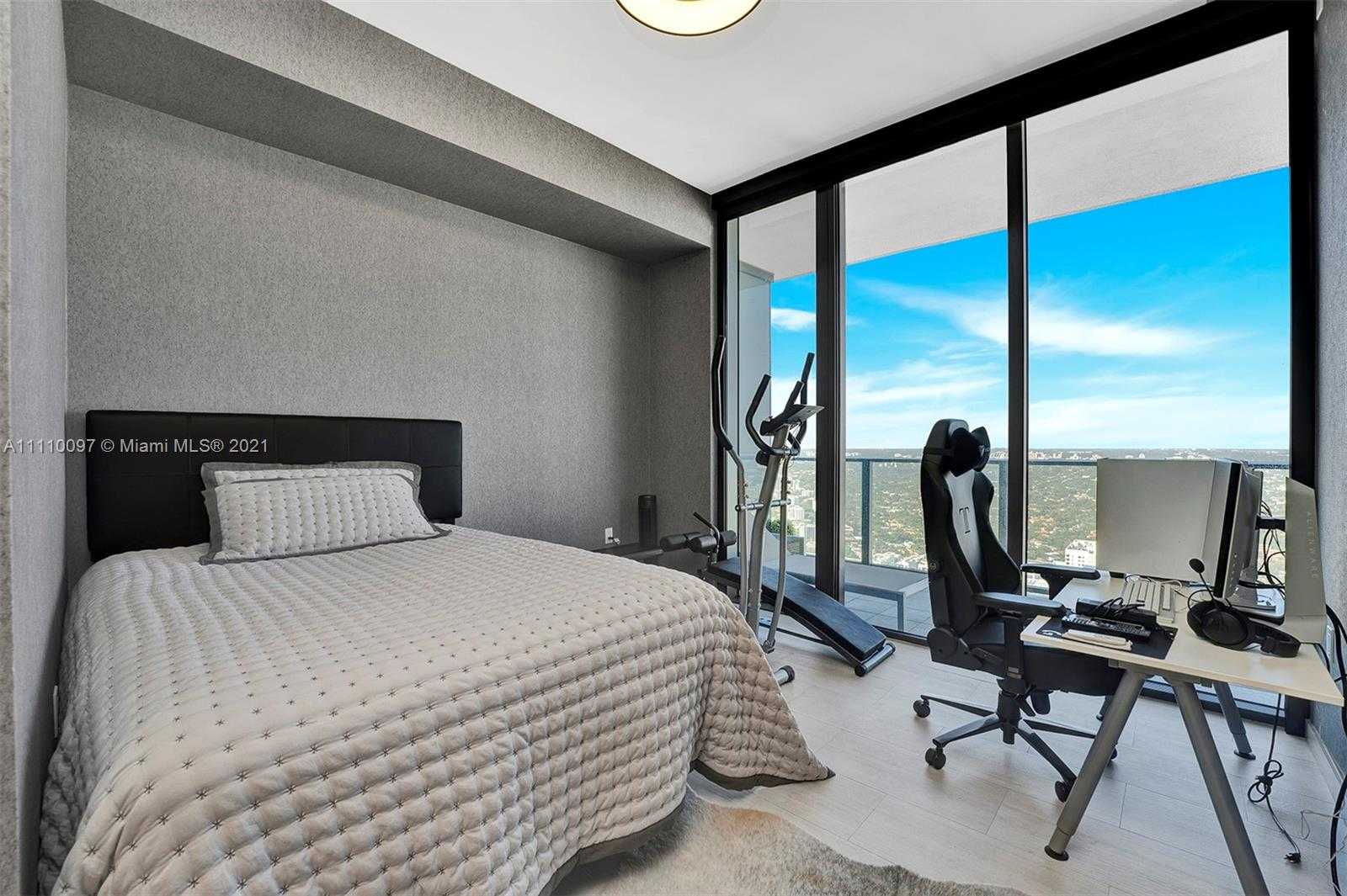 Small Image of 1000 BRICKELL PLZ #PH5307, Miami Number 23