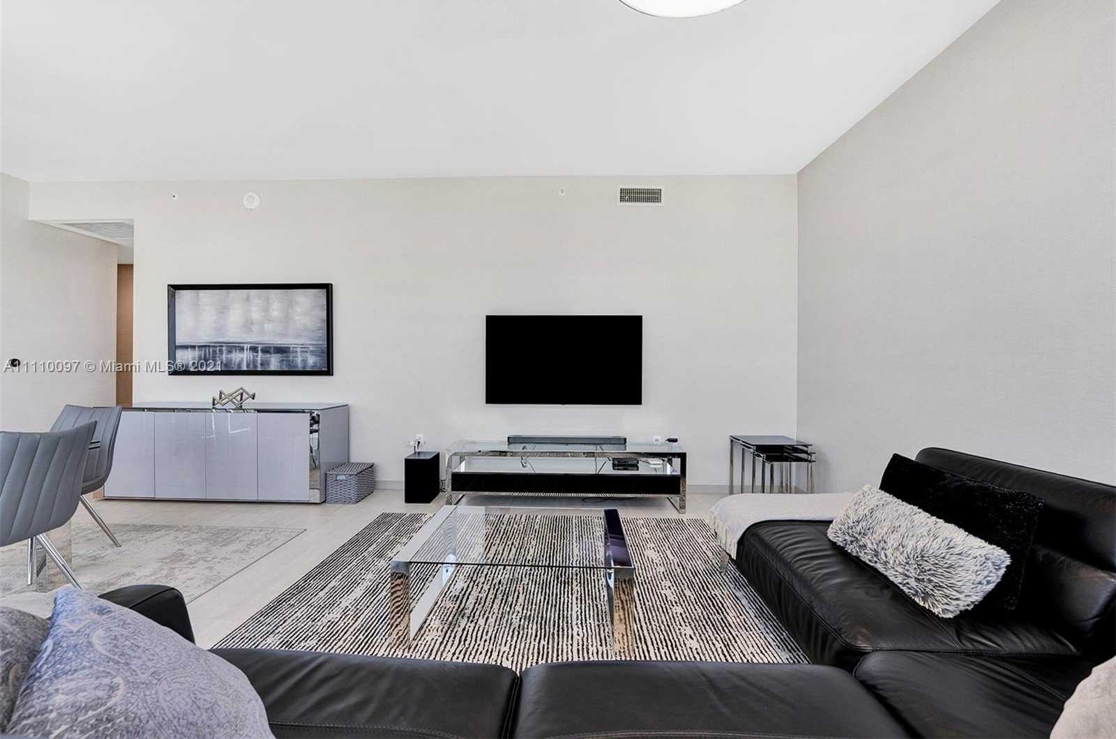 Small Image of 1000 BRICKELL PLZ #PH5307, Miami Number 7