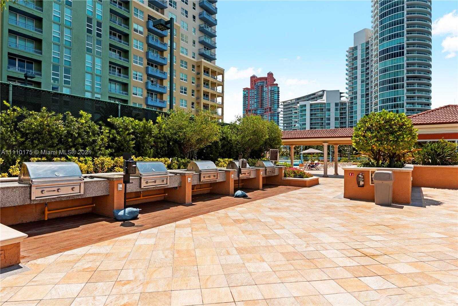 Small Image of 90 ALTON RD #2207, Miami Beach Number 14