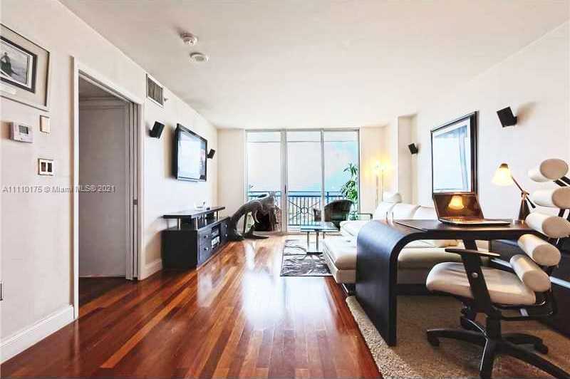 Small Image of 90 ALTON RD #2207, Miami Beach Number 3