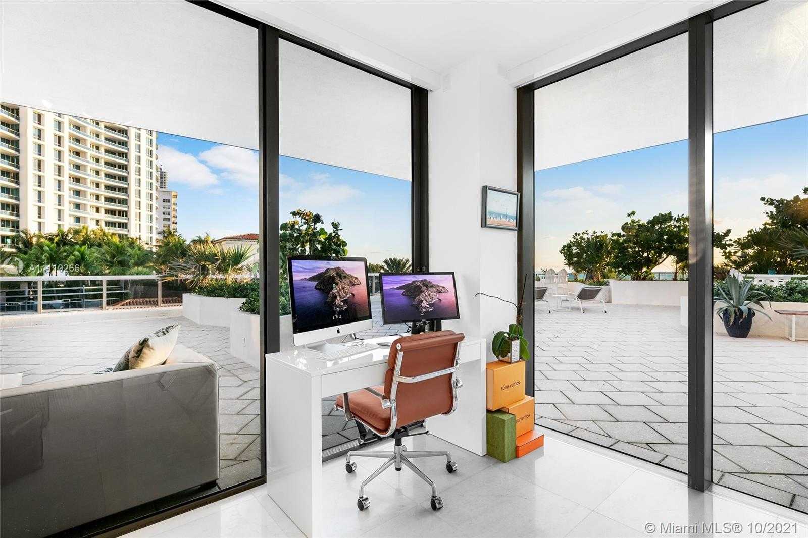Small Image of 5875 COLLINS AVE #501, Miami Beach Number 36