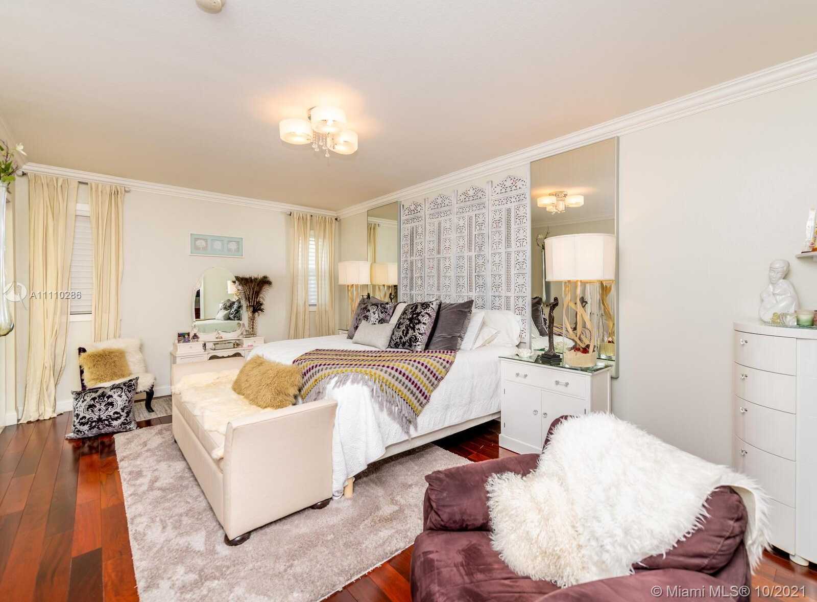 Small Image of 7447 NORTH WEST 107TH PATH #7447, Doral Number 31
