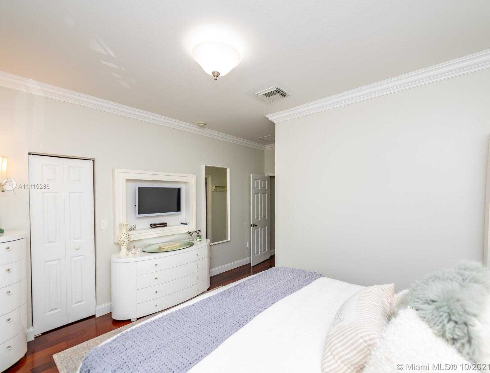 Small Image of 7447 NORTH WEST 107TH PATH #7447, Doral Number 59