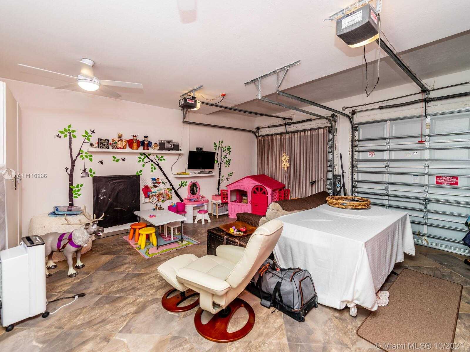 Small Image of 7447 NORTH WEST 107TH PATH #7447, Doral Number 63