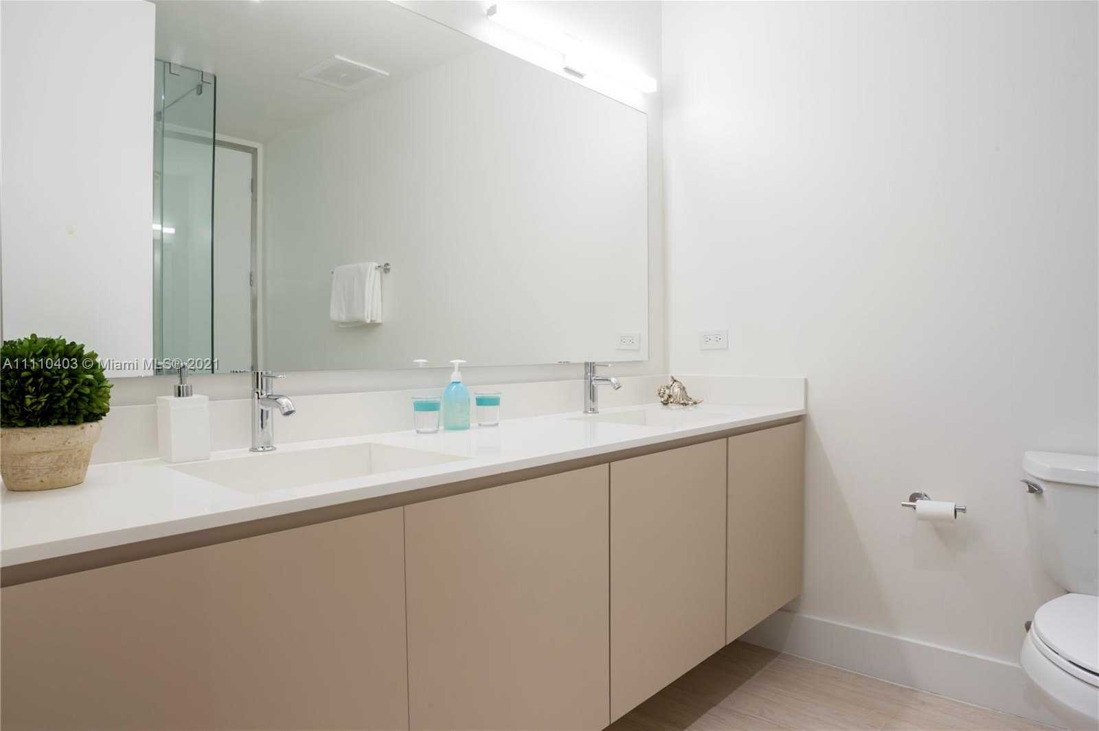 Small Image of 3301 NORTH EAST 1ST AVE #PH-1, Miami Number 20