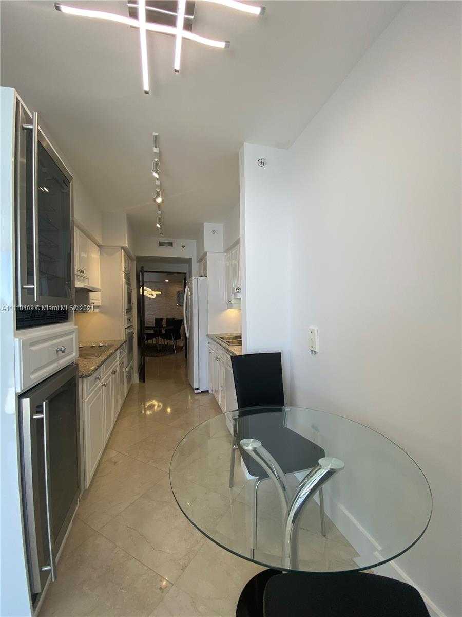 Small Image of 4775 COLLINS AVE #1202, Miami Beach Number 10