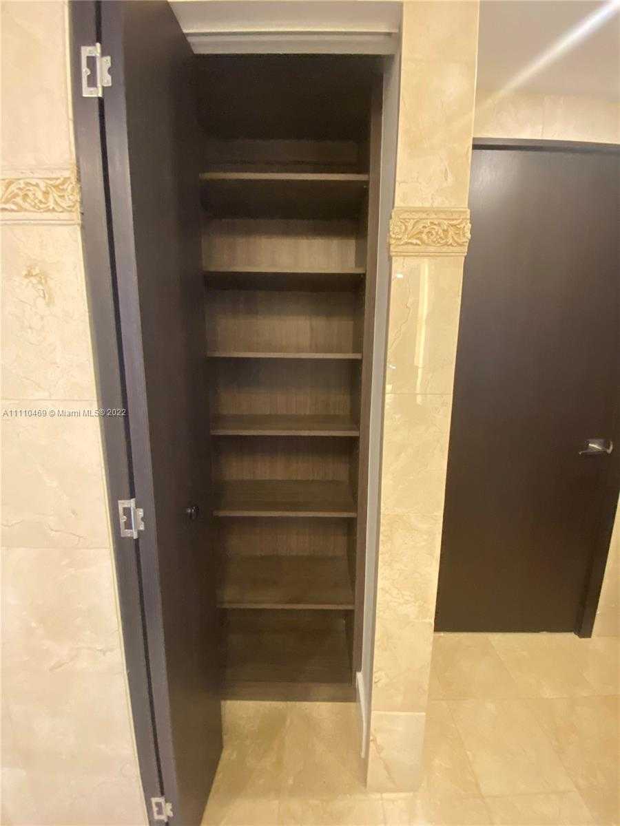 Small Image of 4775 COLLINS AVE #1202, Miami Beach Number 18