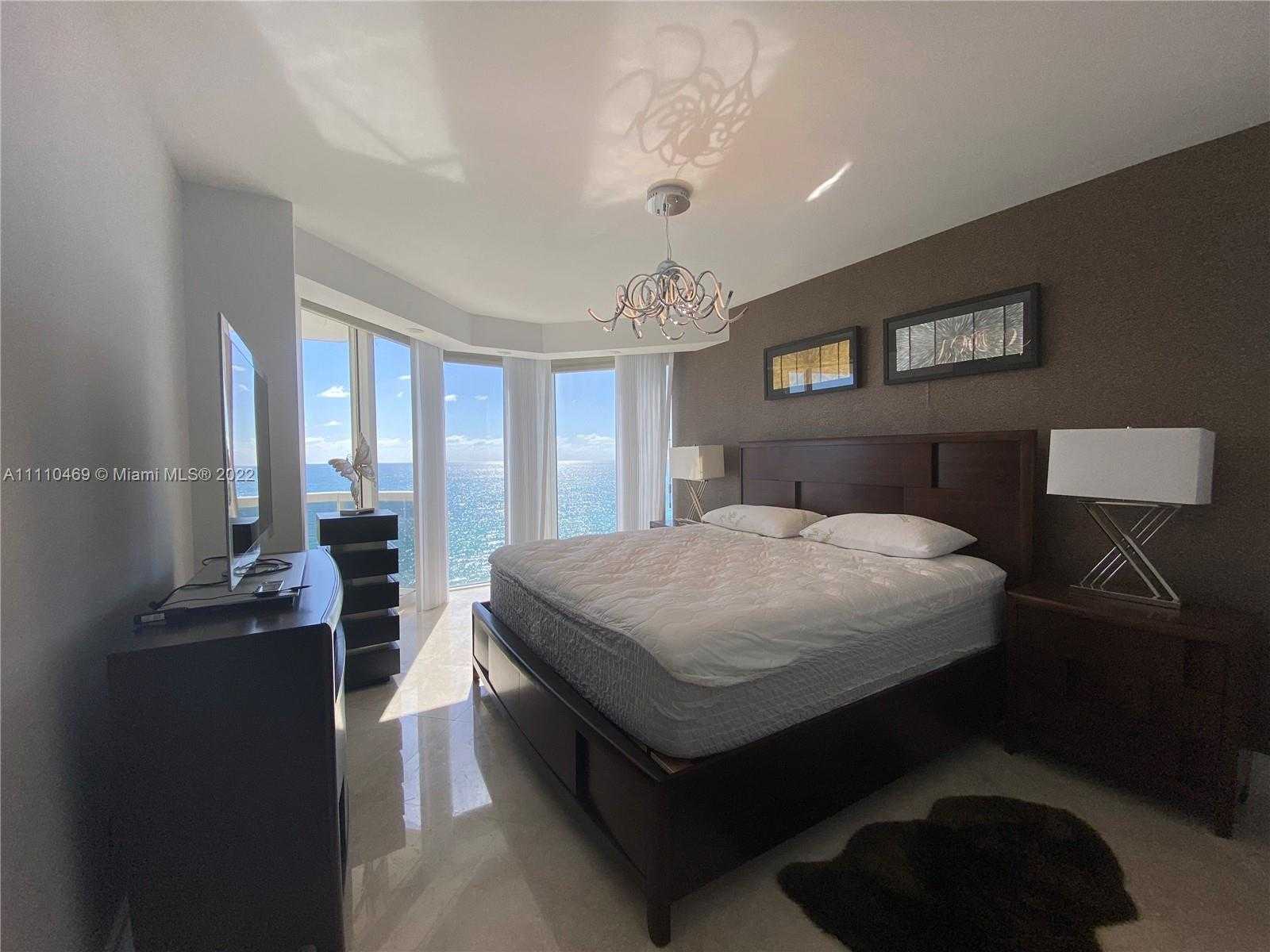 Small Image of 4775 COLLINS AVE #1202, Miami Beach Number 22