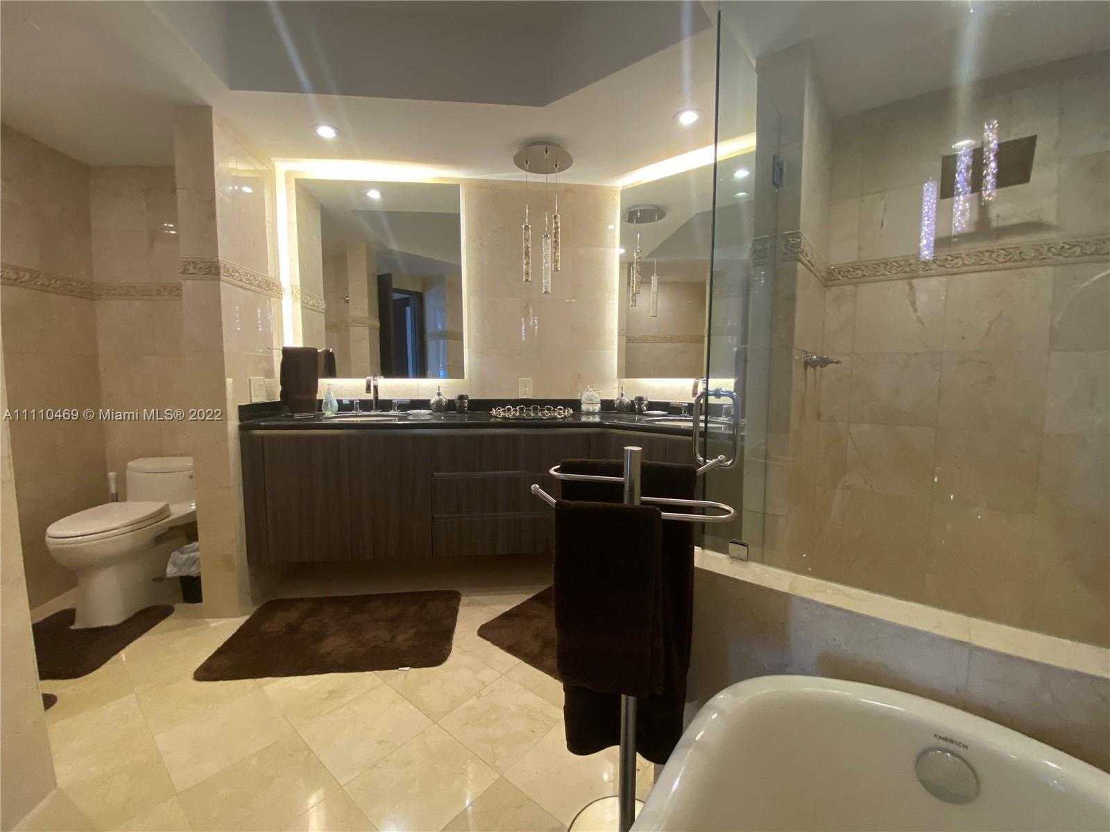 Small Image of 4775 COLLINS AVE #1202, Miami Beach Number 25