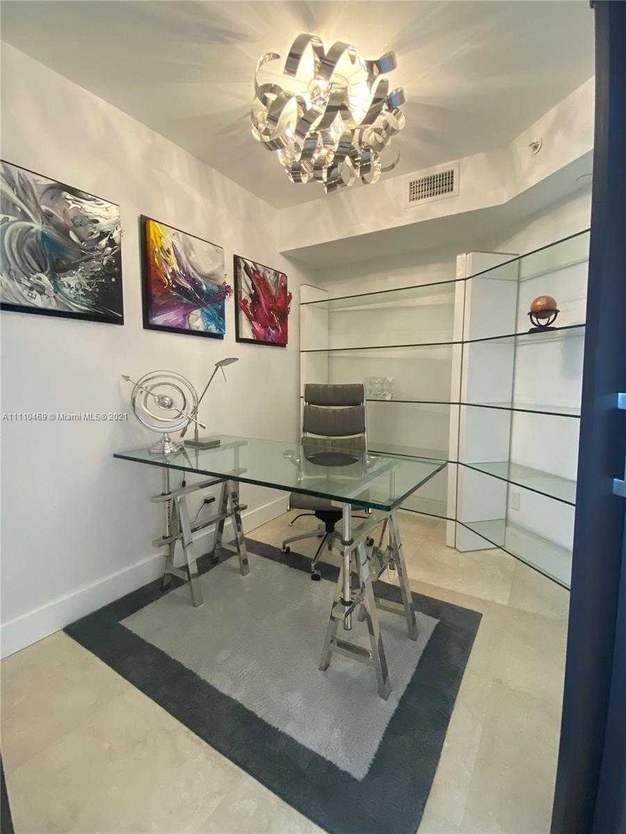 Small Image of 4775 COLLINS AVE #1202, Miami Beach Number 7