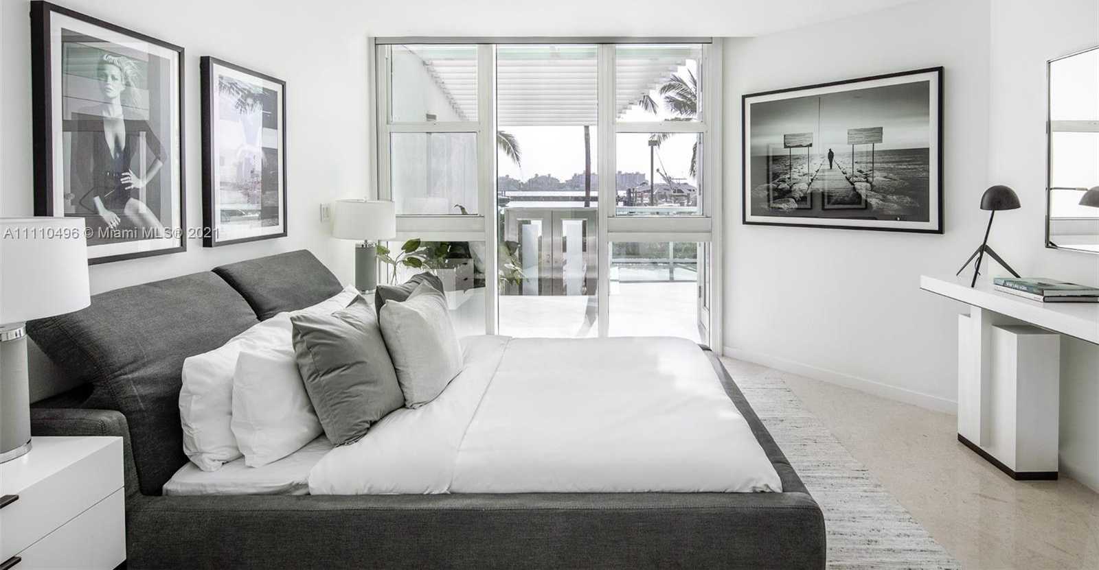 Small Image of 1000 SOUTH POINTE DR #TH-M4, Miami Beach Number 10