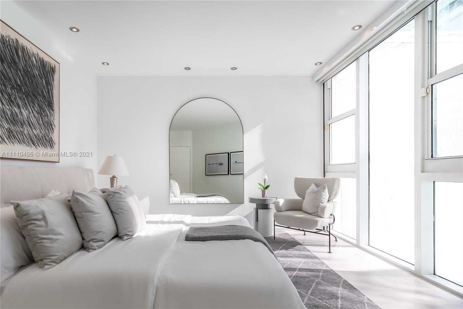 Small Image of 1000 SOUTH POINTE DR #TH-M4, Miami Beach Number 16