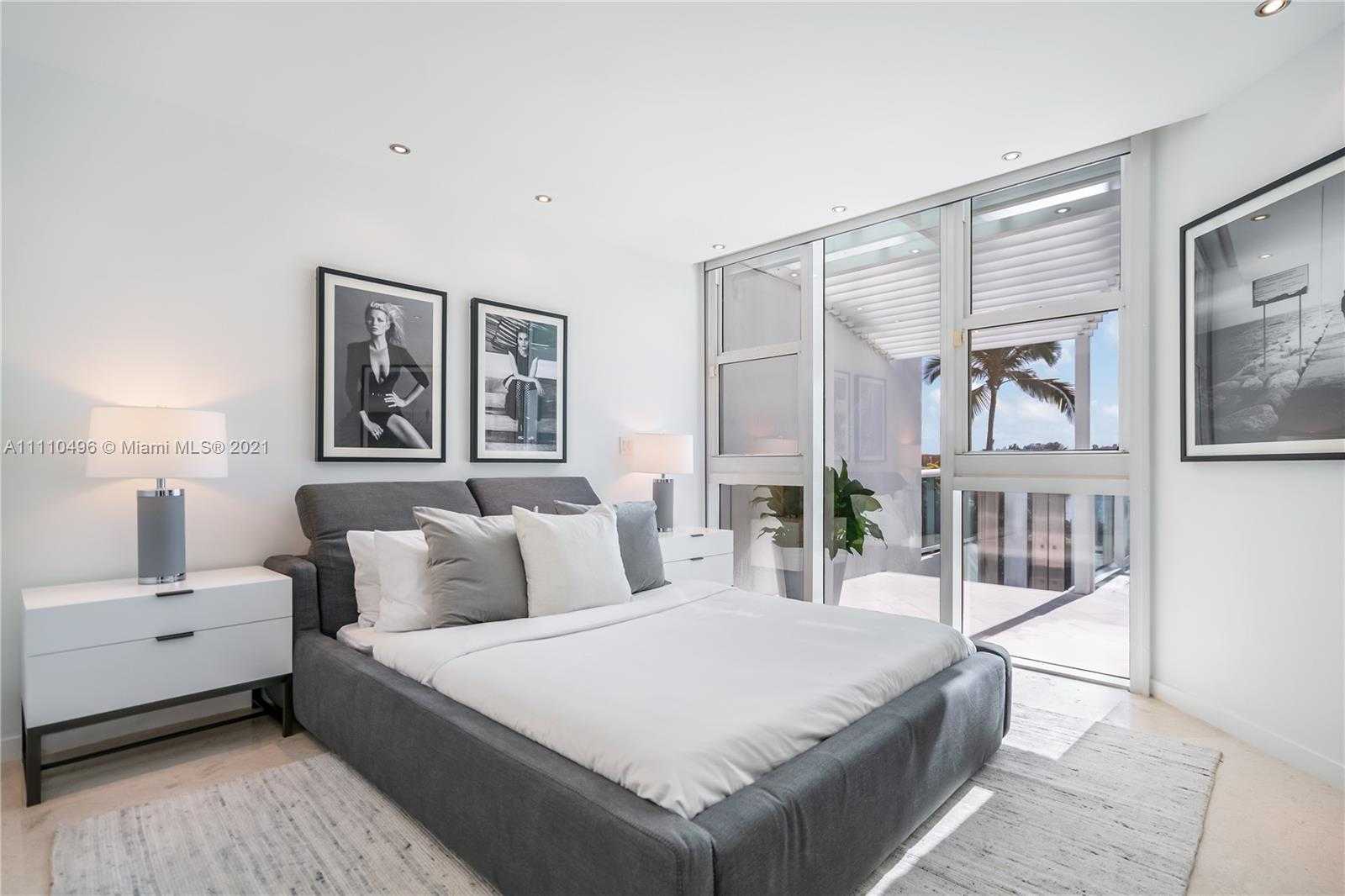 Small Image of 1000 SOUTH POINTE DR #TH-M4, Miami Beach Number 9