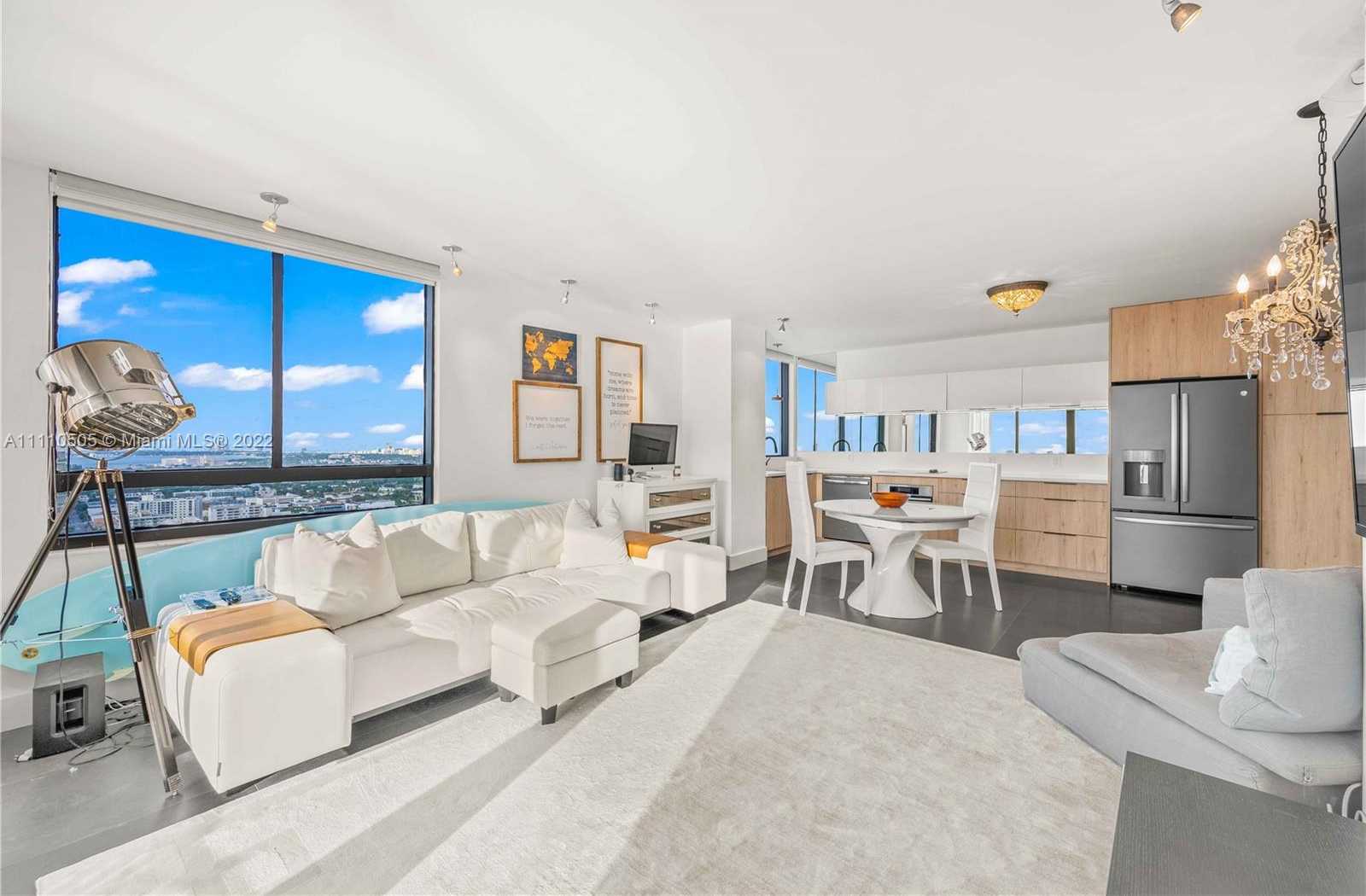 Small Image of 1330 WEST AVE #3401, Miami Beach Number 11