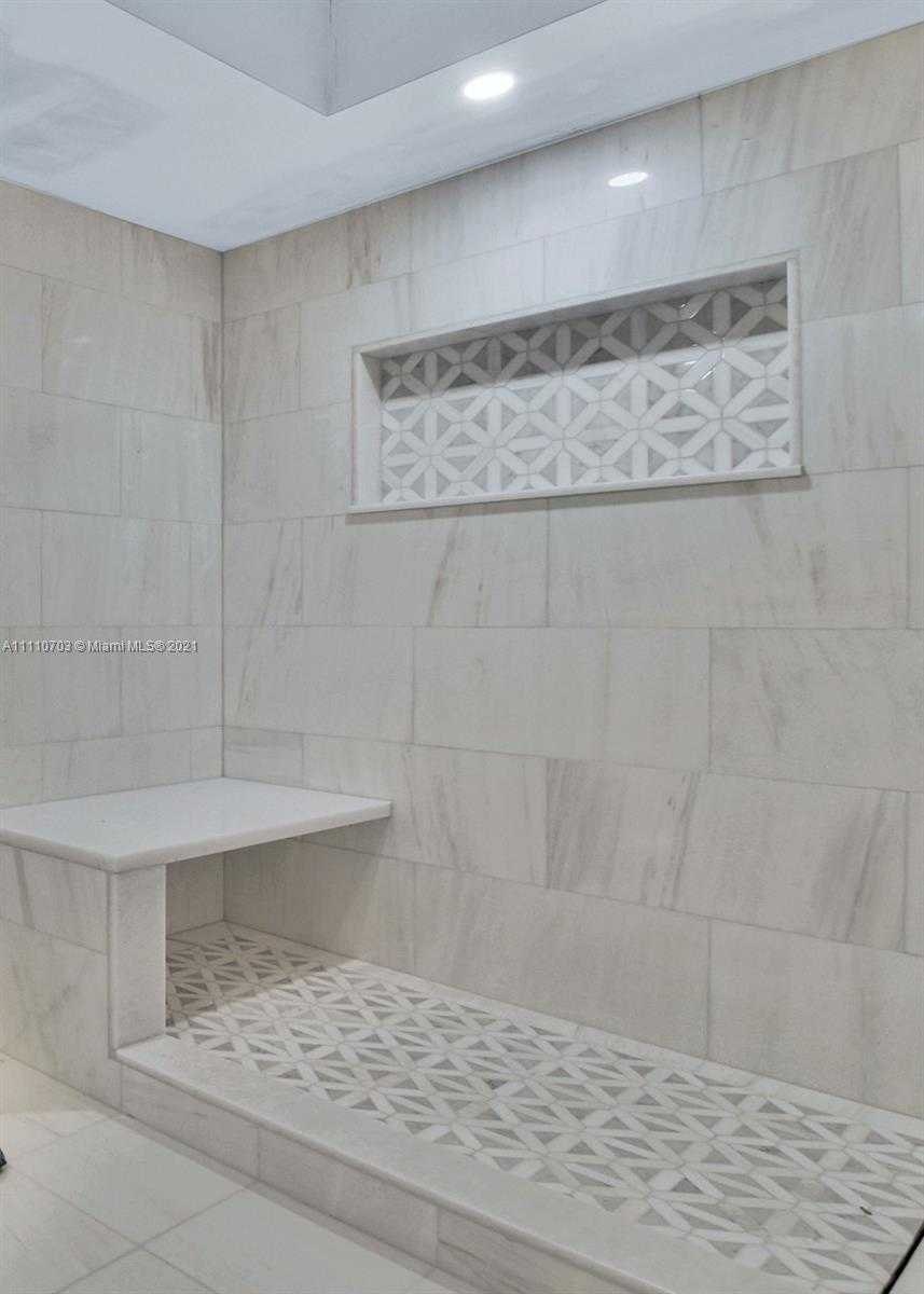 Small Image of 5510 NORTH OCEAN DR #4A, Riviera Beach Number 2