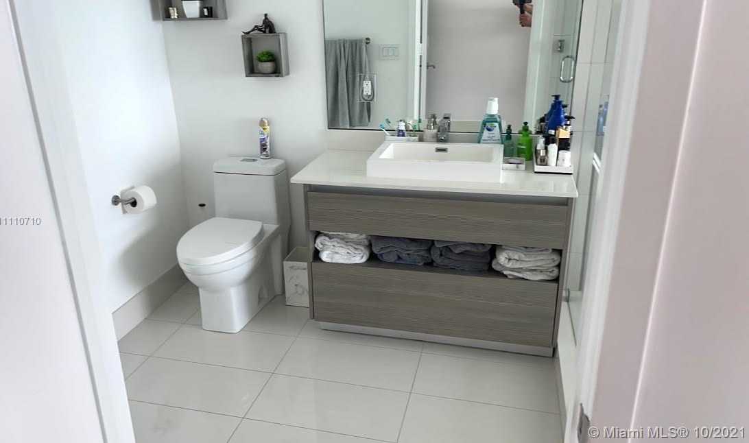 Small Image of 460 NORTH EAST 28TH ST #3702, Miami Number 26
