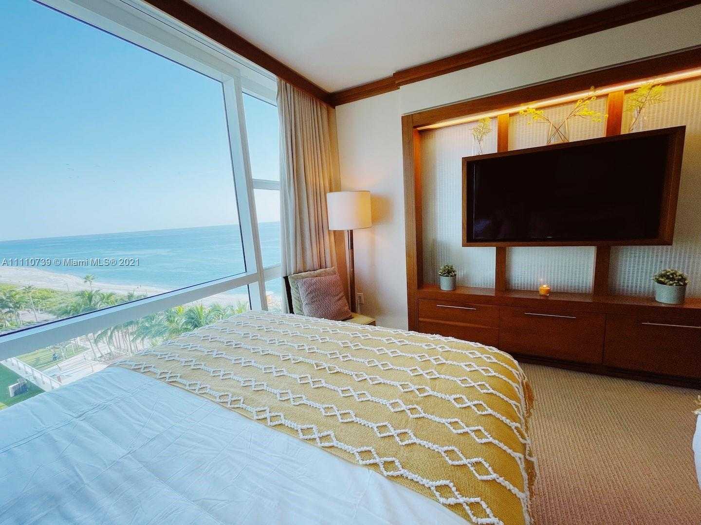 Small Image of 6801 COLLINS AVE #803, Miami Beach Number 9