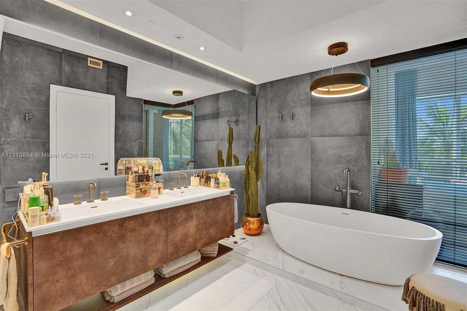 Small Image of 16500 COLLINS AVE #256, Sunny Isles Beach Number 23