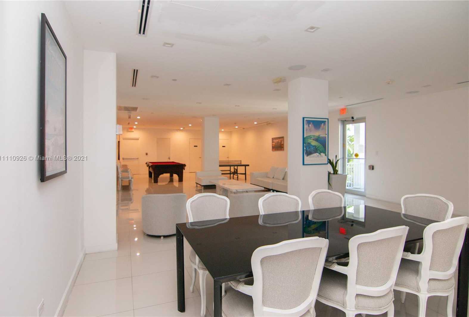 Small Image of 5055 COLLINS AVE #5E, Miami Beach Number 34