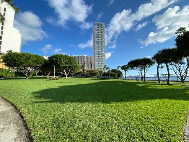 Small Image of 808 BRICKELL KEY DR #3404, Miami Number 12