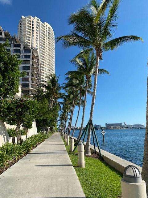 Small Image of 808 BRICKELL KEY DR #3404, Miami Number 15