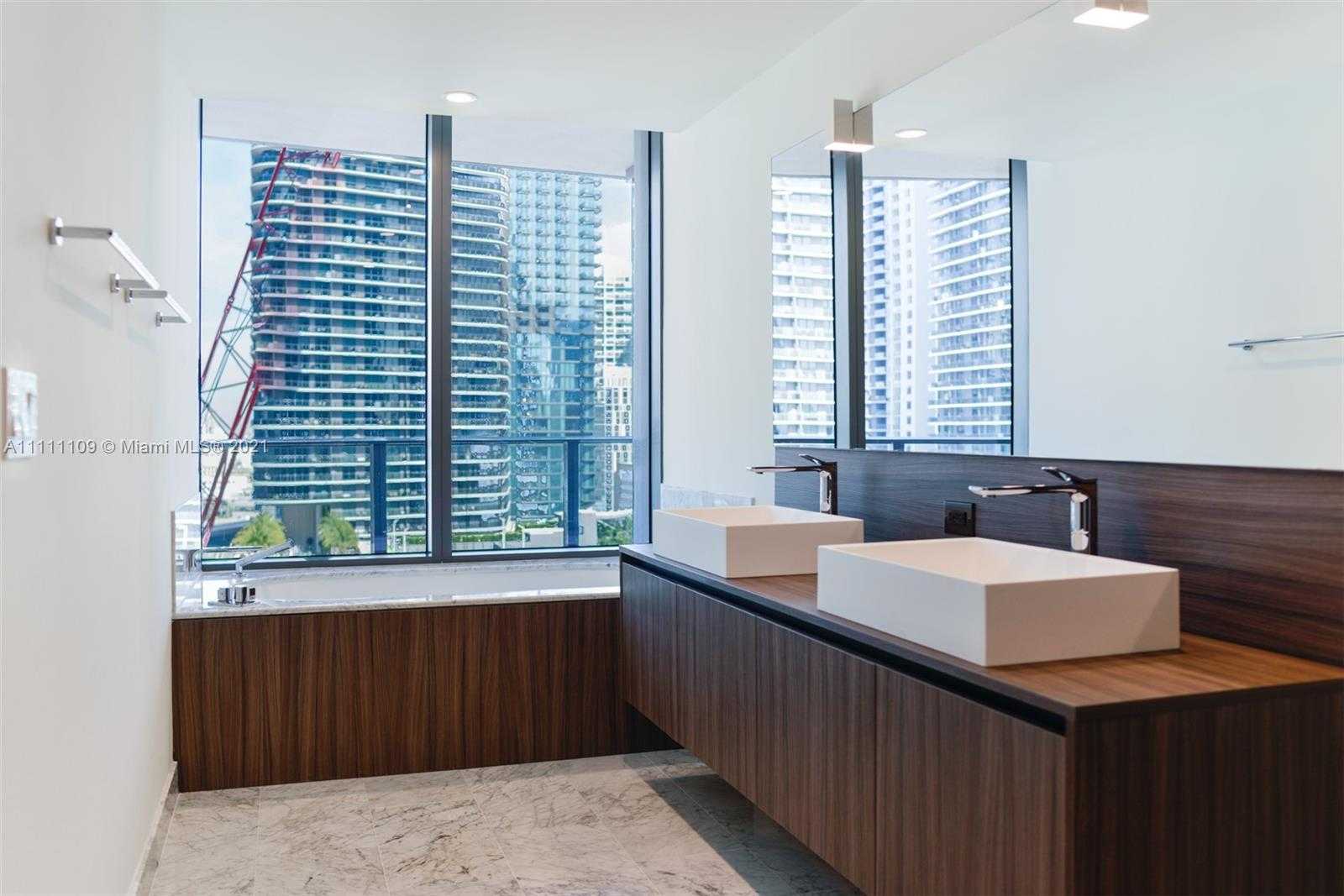 Small Image of 1000 BRICKELL PLAZA #1912, Miami Number 14