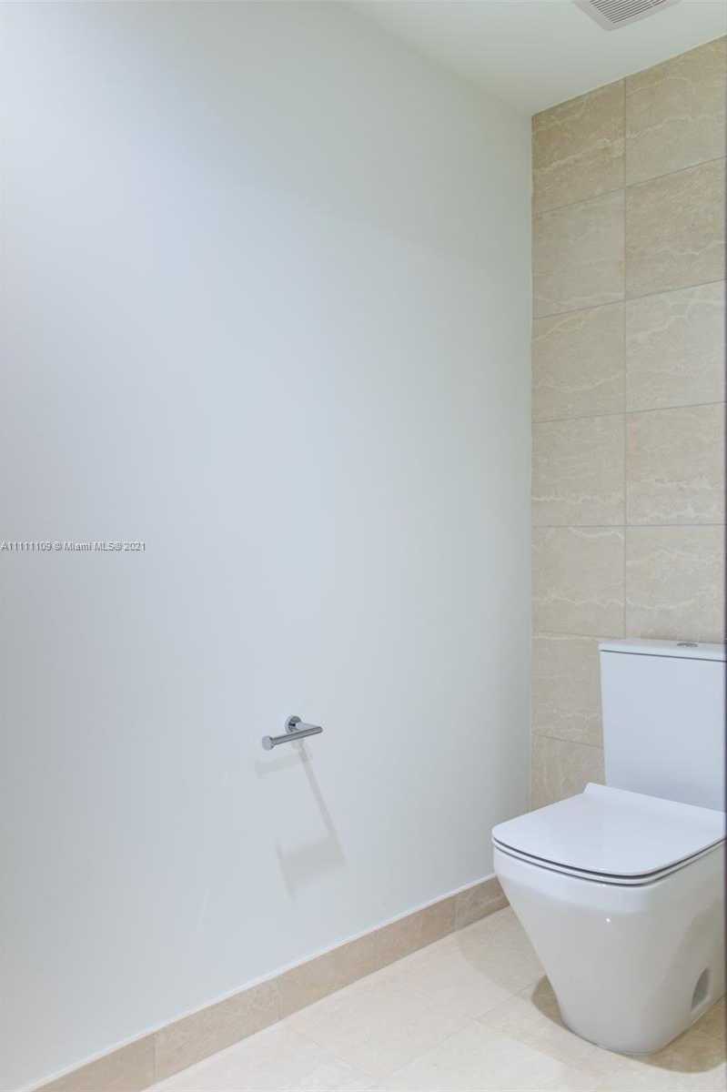 Small Image of 1000 BRICKELL PLAZA #1912, Miami Number 26