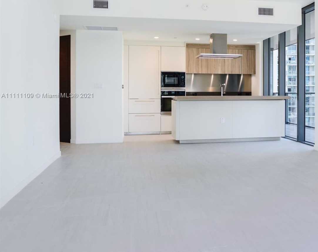 Small Image of 1000 BRICKELL PLAZA #1912, Miami Number 5