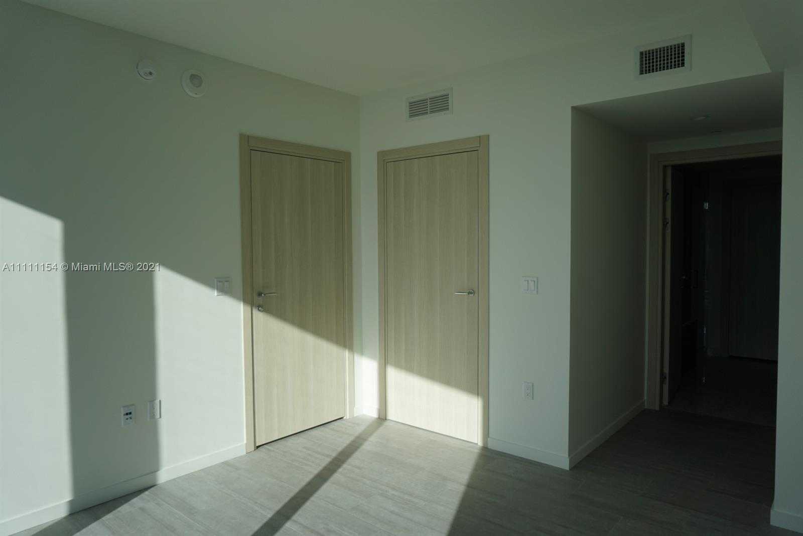 Small Image of 1000 BRICKELL PLZ #3108, Miami Number 27