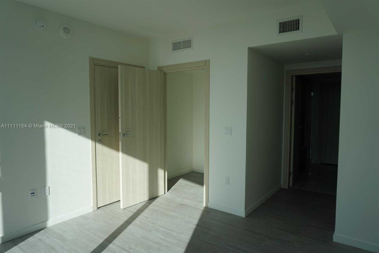 Small Image of 1000 BRICKELL PLZ #3108, Miami Number 29