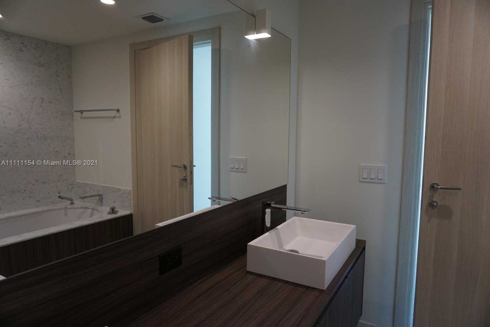 Small Image of 1000 BRICKELL PLZ #3108, Miami Number 6