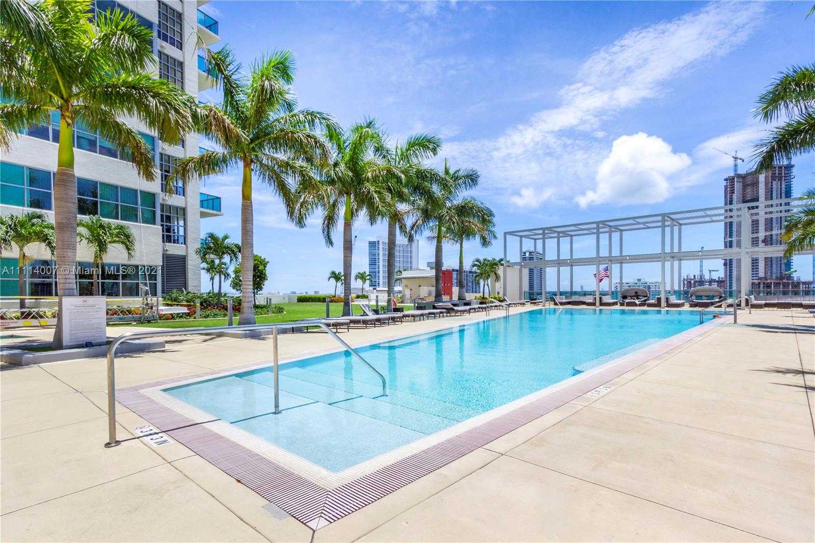 Small Image of 3301 NE 1st Ave, Miami, FL 33137, USA Number 21