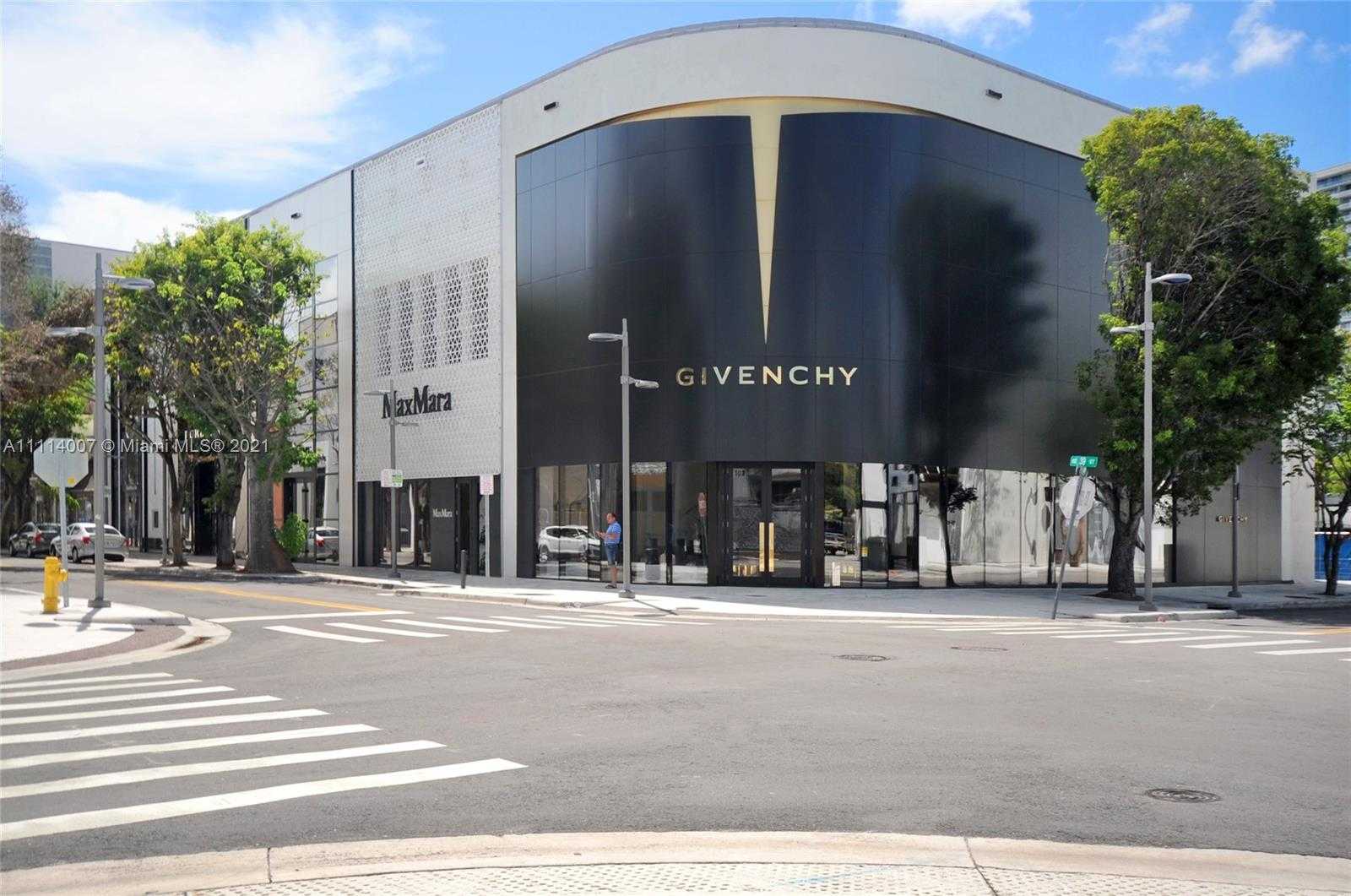 Small Image of 3301 NE 1st Ave, Miami, FL 33137, USA Number 24