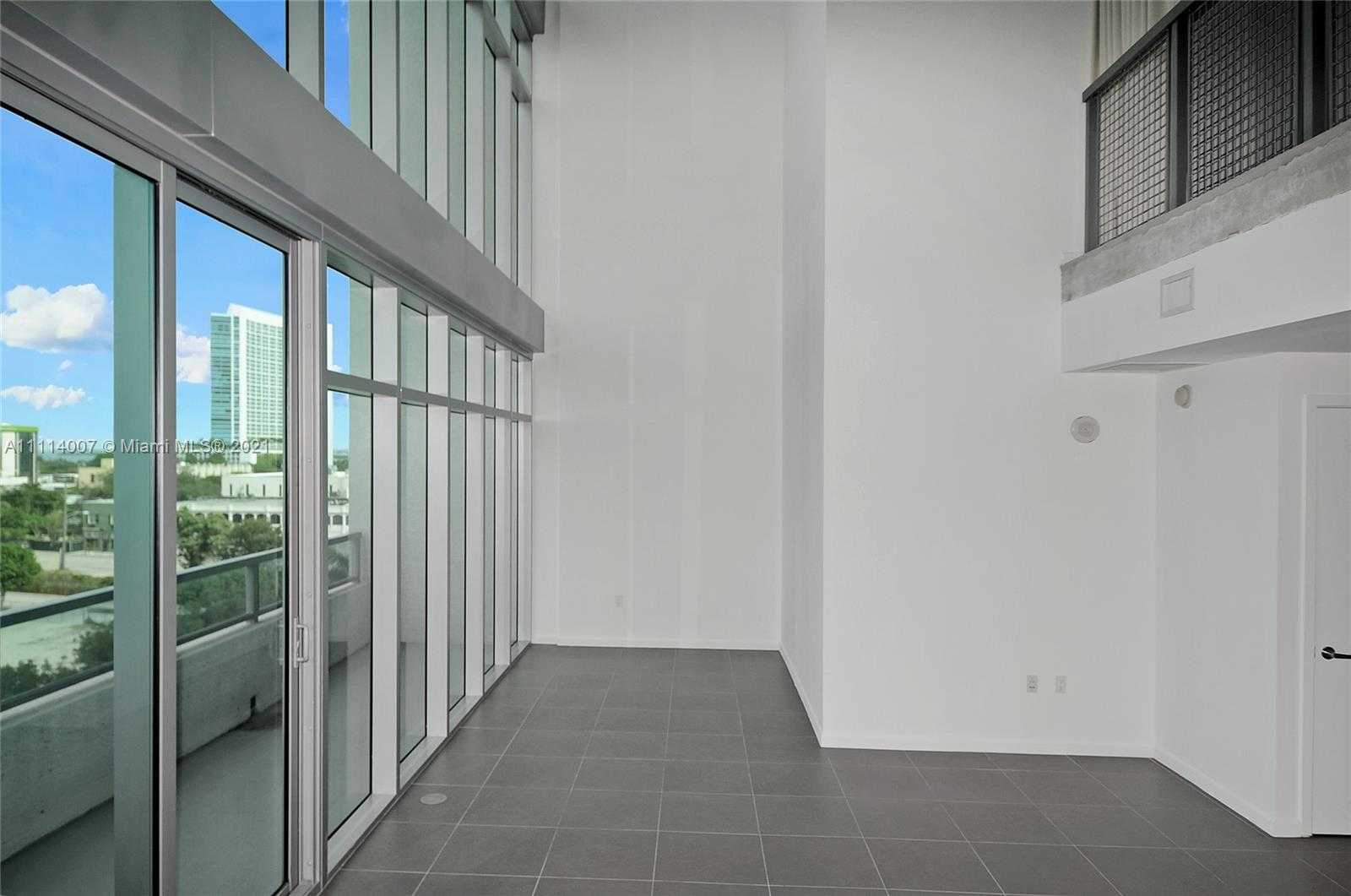 Small Image of 3301 NE 1st Ave, Miami, FL 33137, USA Number 6